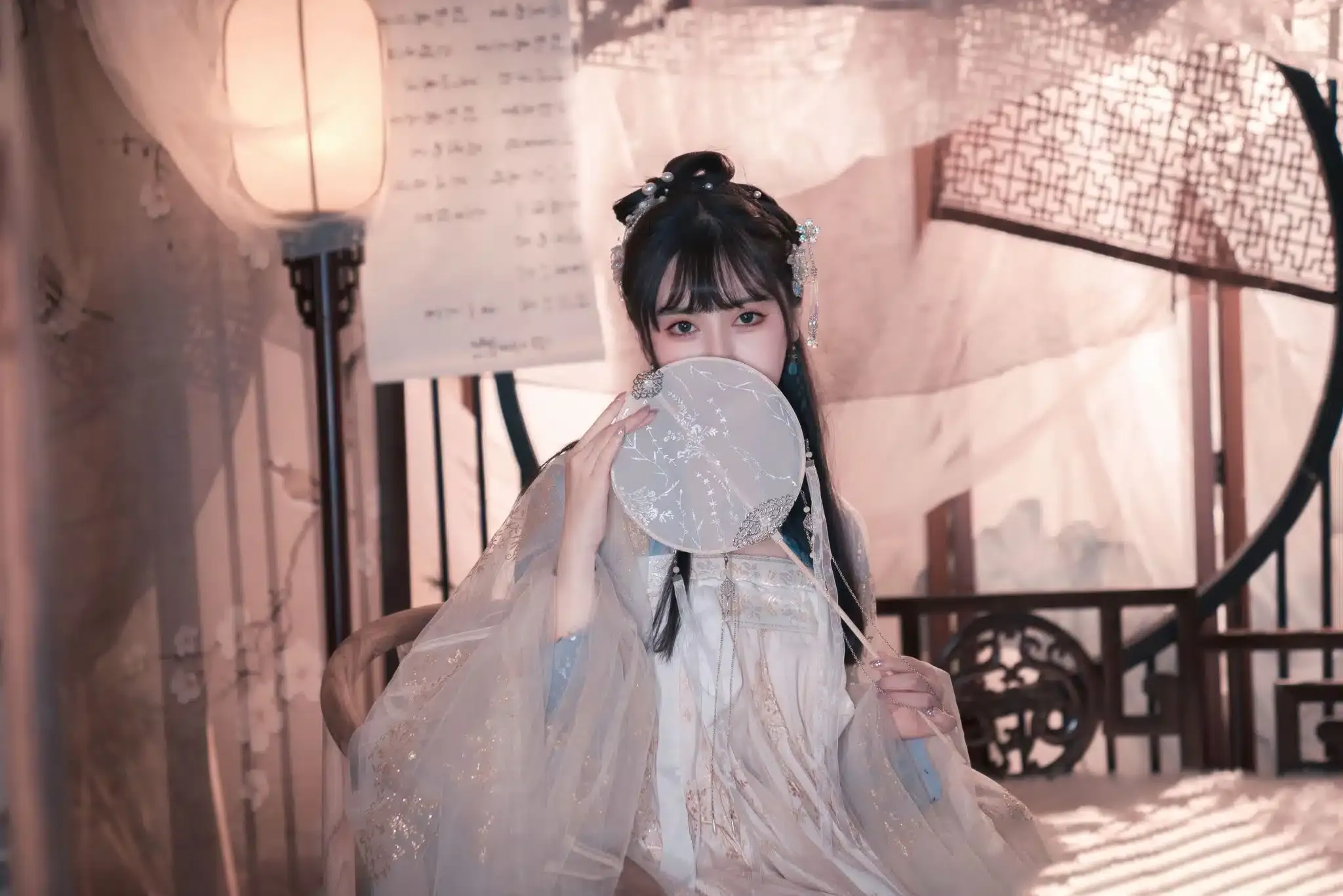 侠女逍遥录背景